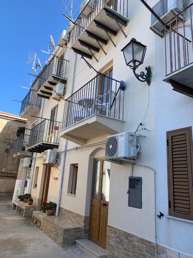 Villa Dea Del Borgo Sant'Ambrogio  Esterno foto