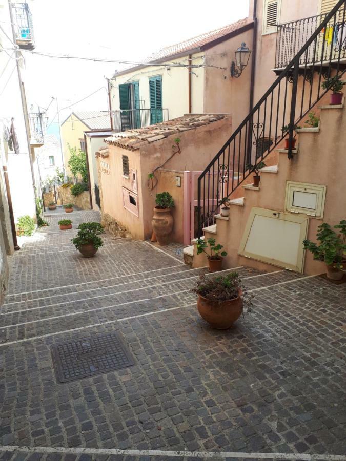 Villa Dea Del Borgo Sant'Ambrogio  Esterno foto